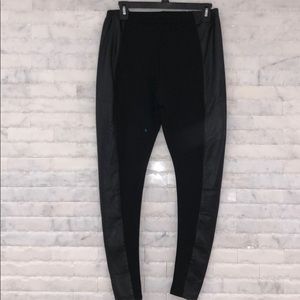 Leather leggings